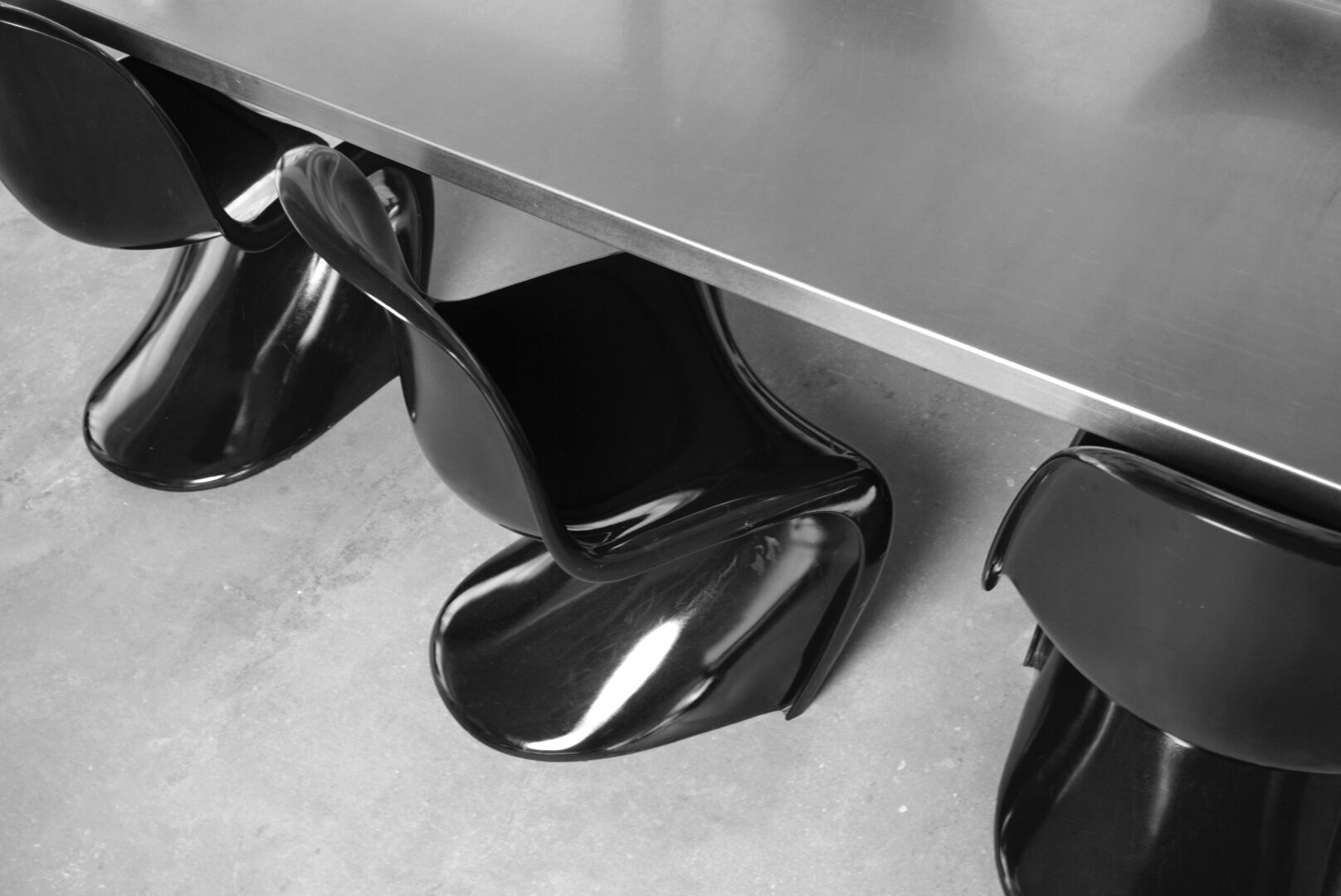Panton chairs at the studio table